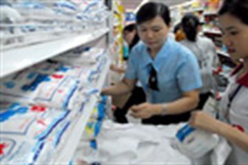 Thuế suất đối với đường nhập khẩu ngoài hạn ngạch lên đến 100%