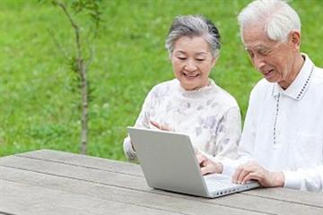 Người VN định cư tại nước ngoài được rút trước tài khoản bảo hiểm hưu trí