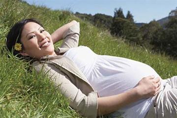 Chi phí bảo đảm chăm sóc sức khỏe sinh sản của người mang thai hộ