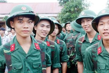 Đi khám nghĩa vụ quân sự được thanh toán tiền ăn, tàu xe