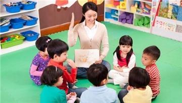 Giáo viên mầm non hợp đồng hưởng lương như biên chế