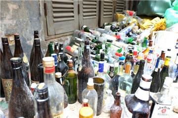 Tạm ngừng tạm nhập, tái xuất với 27 loại phế liệu