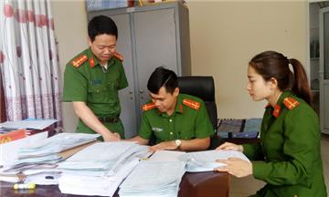 Công an phường được kiểm tra hàng hóa không có hóa đơn?