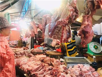 Nghiên cứu đưa thịt lợn vào Danh mục hàng hoá bình ổn giá