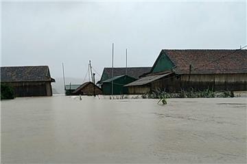 Cấp hóa chất khử khuẩn nước miễn phí cho 4 tỉnh miền Trung