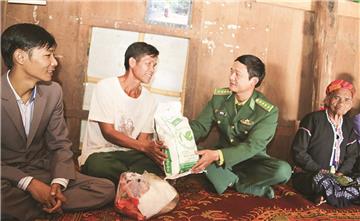 Chăm lo Tết cho người nghèo, khó khăn Tết Nguyên đán 2021