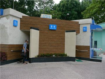 Phần lớn nhà vệ sinh công cộng chưa đạt chuẩn