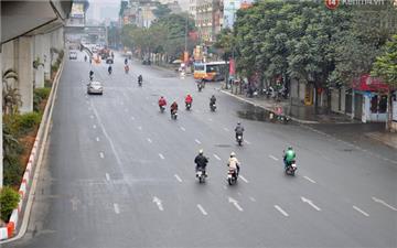 Hà Nội vận động người dân không ra khỏi nhà khi không cần thiết