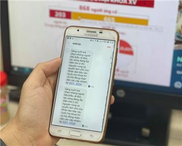 Đẩy mạnh vận động bầu cử qua mạng xã hội, tin nhắn