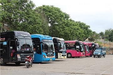 Hà Nội tạm dừng vận tải hành khách đến 14 tỉnh, thành phố