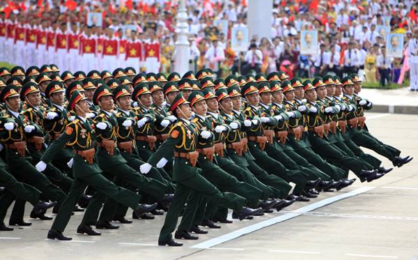 Mức nâng lương và phụ cấp trong quân đội năm 2024