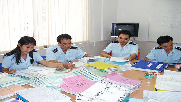 Lưu giữ hồ sơ hải quan trong công ty TNHH hai thành viên trở lên