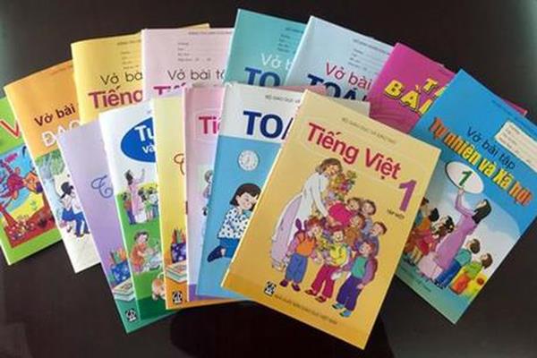 Hội đồng chọn sách giáo khoa phải có đại diện phụ huynh