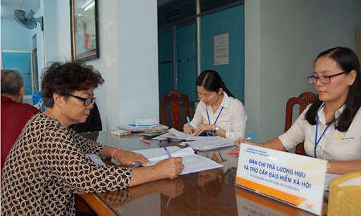 Do dịch Covid-19: Chi trả lương hưu, trợ cấp bảo hiểm qua bưu điện