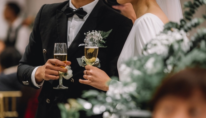 cuoi khi chua du tuoi ma khong dang ky ket hon