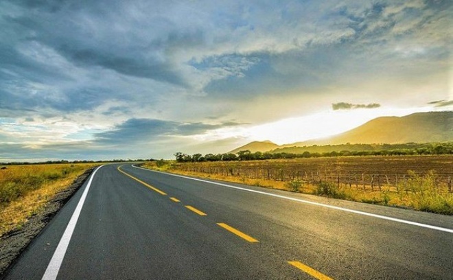 vach ke duong mau vang