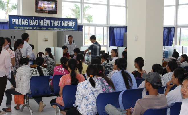 cham thong bao tim viec co duoc huong tro cap that nghiep