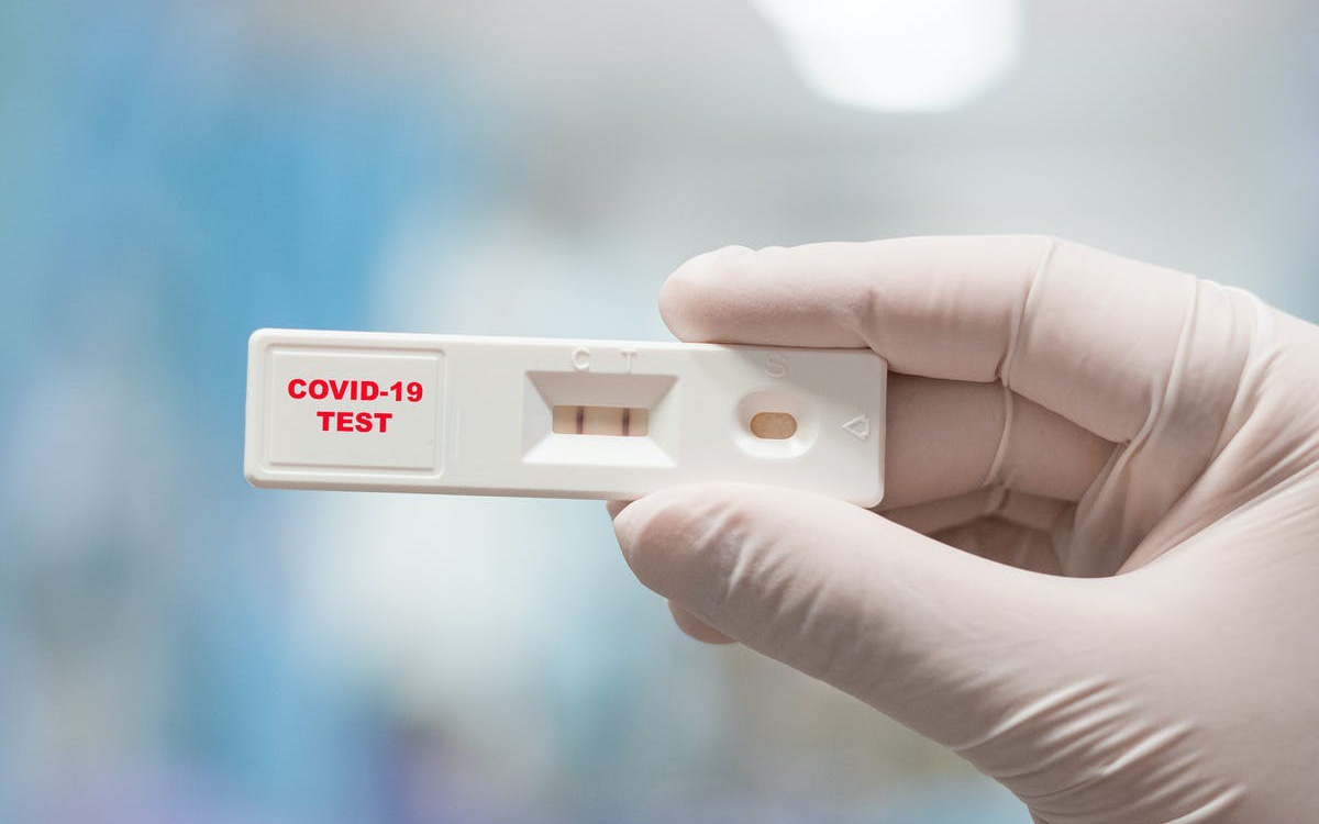 2 quyền lợi bị mất nếu bạn tự ý test nhanh Covid-19 tại nhà