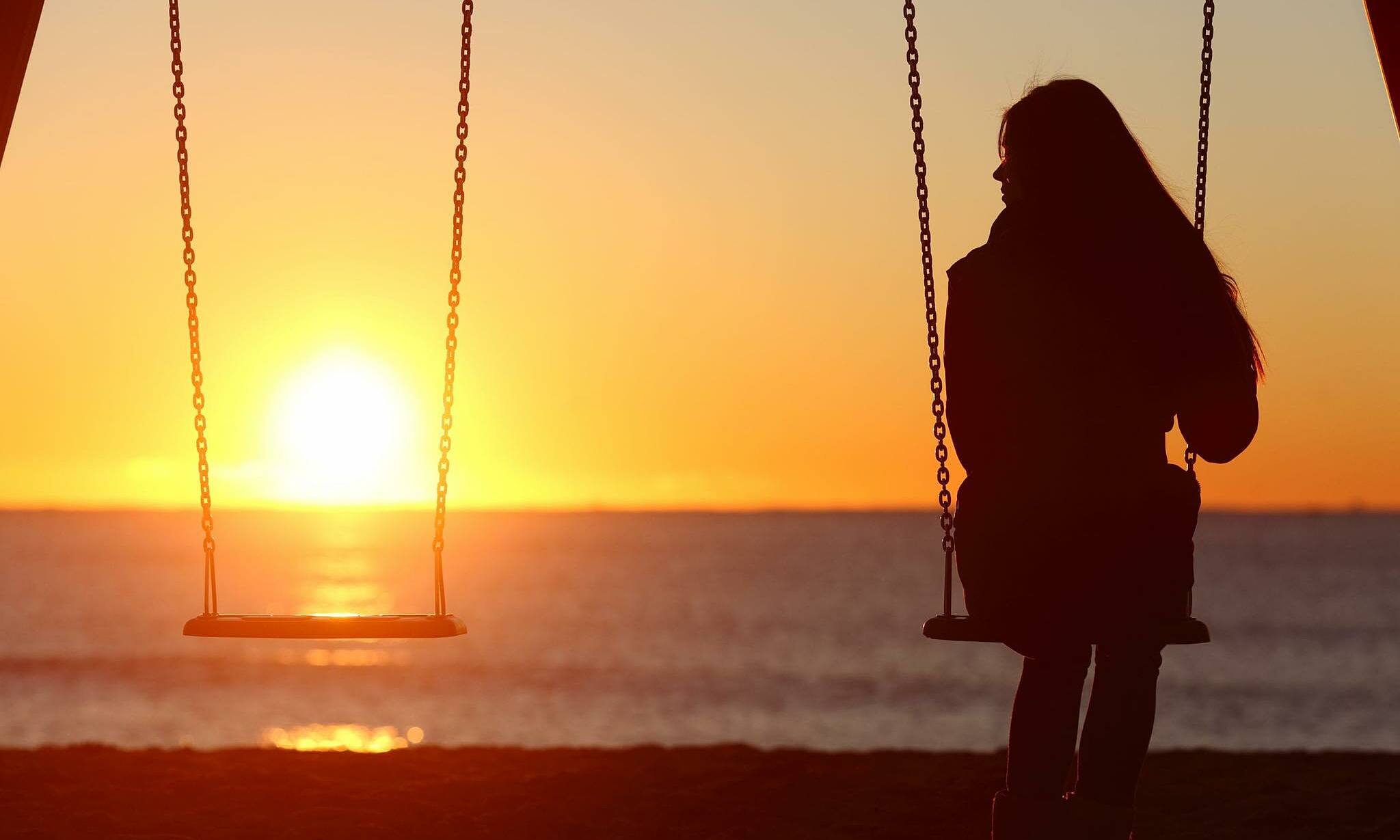 Độc thân là gì? Quy định pháp luật về độc thân