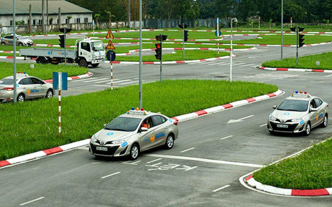 Tổng hợp chính sách mới về phí có hiệu lực từ tháng 8/2023