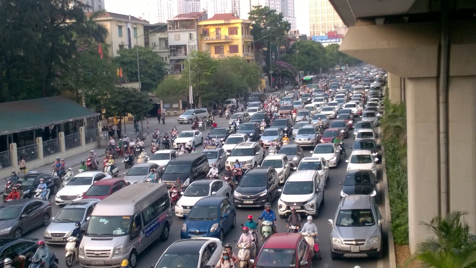 MOF proposes imposing emission charge on discharging facilities