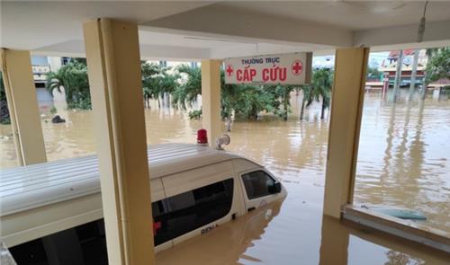 Bộ Y tế: Không để bệnh nhân thiếu thuốc do mưa bão, lũ lụt