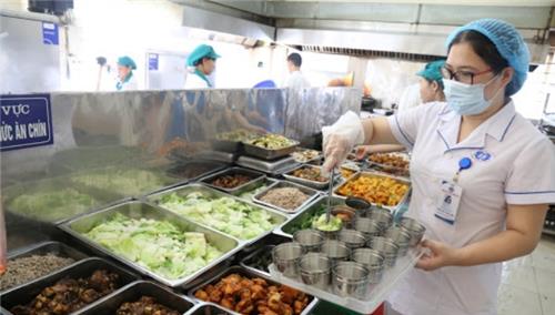 Bệnh viện có trên 100 giường phải thành lập khoa Dinh dưỡng