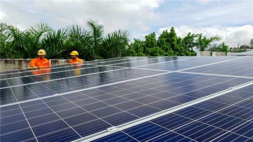 Đến 2025, Hà Nội lắp đặt đồng bộ điện mặt trời mái nhà
