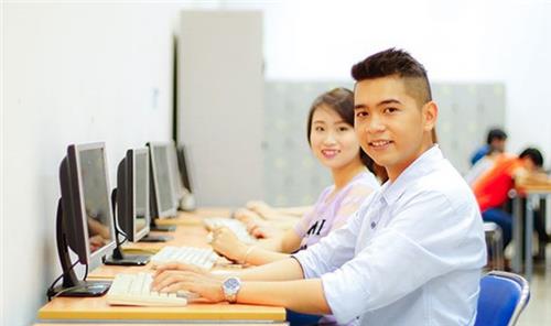 Thí điểm hợp đồng hành chính để cải cách chế độ công vụ