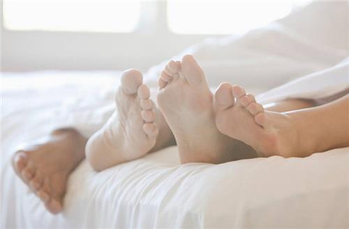 Quan hệ với bạn gái 17 tuổi có phải chịu trách nhiệm hình sự?