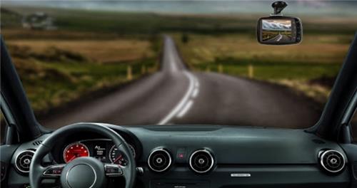 Kiến nghị lùi xử phạt xe khách, xe tải chưa lắp camera giám sát