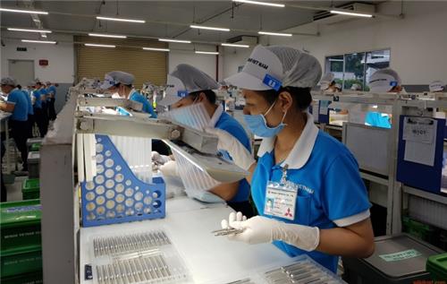 Thủ tướng yêu cầu xem xét giảm giờ làm việc bình thường