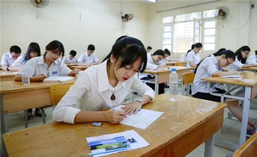 Hà Nội chính thức công bố điểm chuẩn vào lớp 10 năm 2021