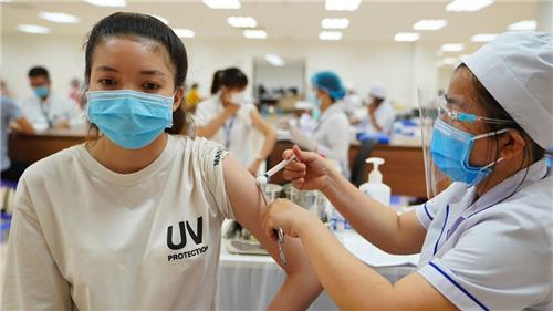 Mỗi điểm tiêm Covid-19 tại Hà Nội chỉ tiêm 1 loại vắc xin/thời điểm