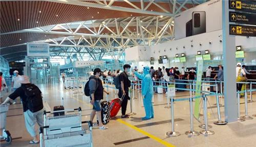 Tiếp tục giảm giá dịch vụ hàng không đến hết năm 2021