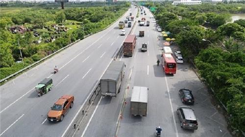 Bộ GTVT yêu cầu chấm dứt ngay ùn tắc tại các chốt kiểm soát dịch
