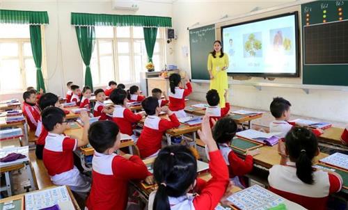 Hà Nội phê duyệt 31 chương trình bồi dưỡng giáo viên các cấp năm 2022