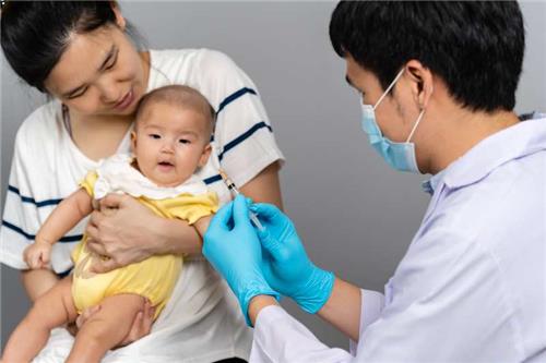 Các trường hợp chống chỉ định tiêm chủng cho trẻ em ngoài bệnh viện