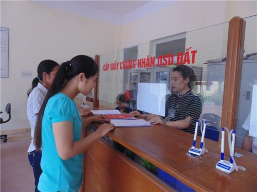 Mức phí đăng ký giao dịch bảo đảm từ ngày 15/11/2023