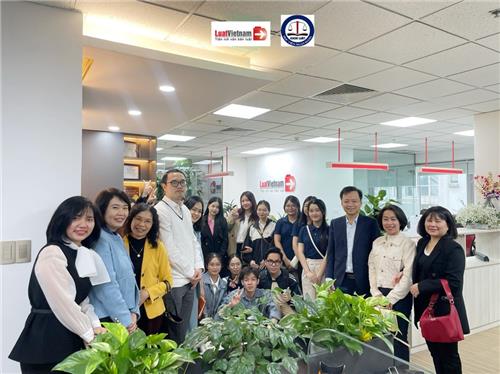 LuatVietnam tiếp đón Khoa Luật Học viện Ngân hàng thăm trụ sở